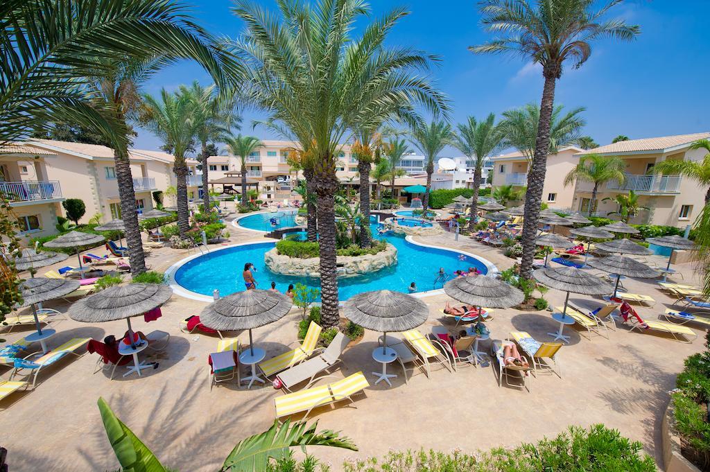 Tasia Maris Gardens Agia Napa Exterior foto