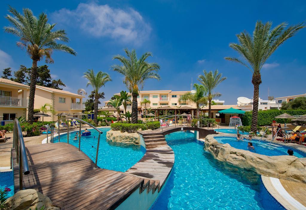 Tasia Maris Gardens Agia Napa Exterior foto